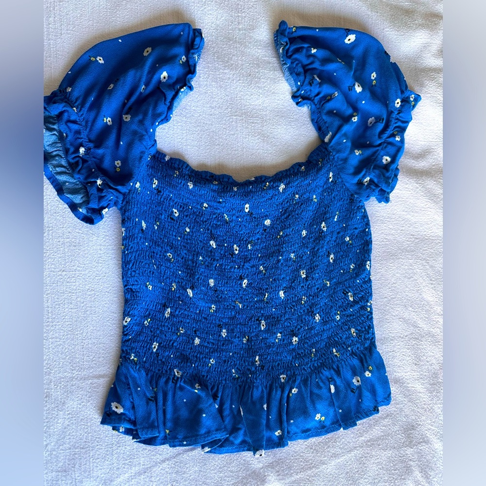 Elodie Ruched Bust Ruffle Sleeve Top